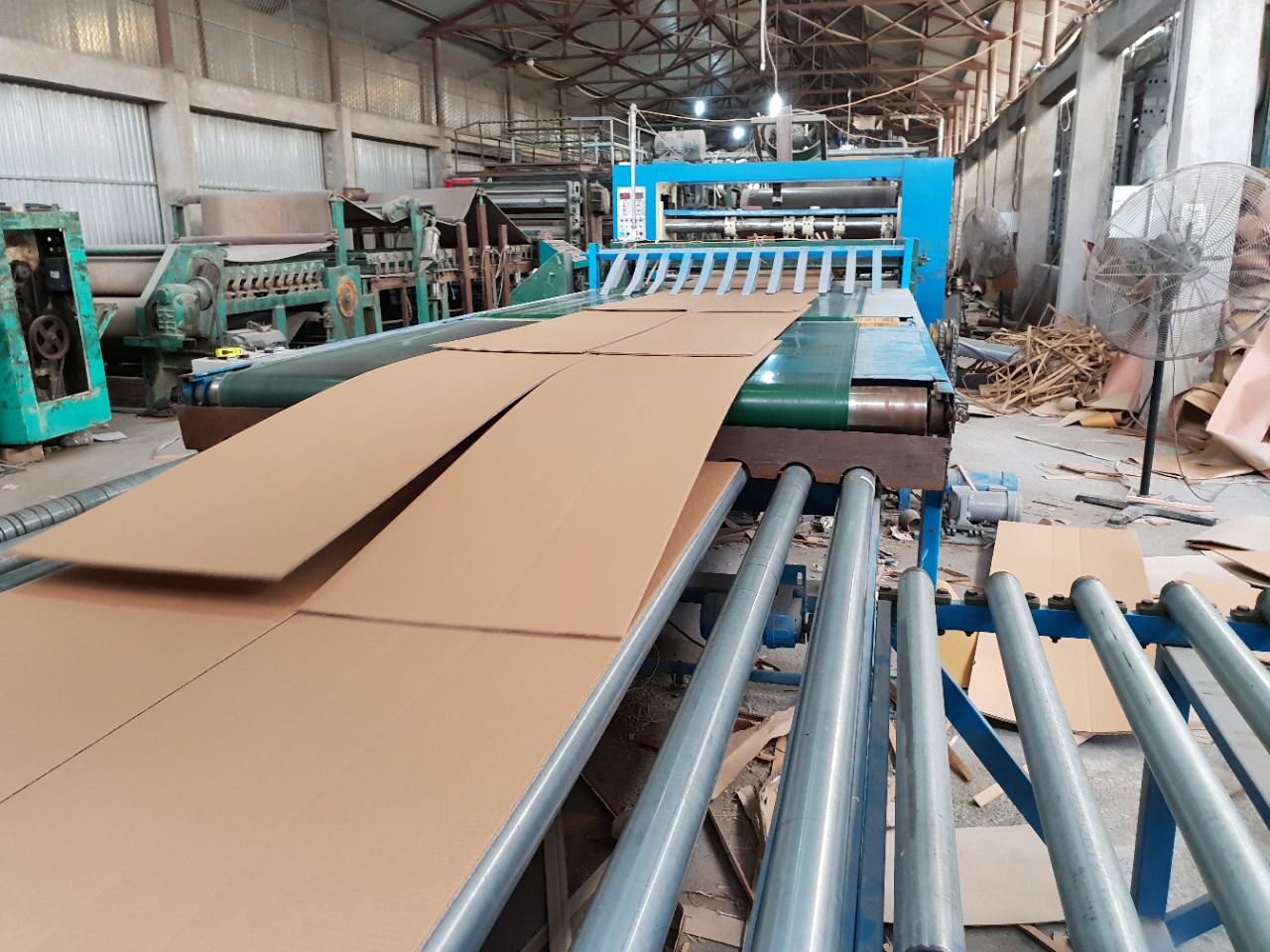 Hình ảnh xưởng sản xuất KK&D - Tấm Carton KK&D - Công Ty TNHH Thương Mại KK&D